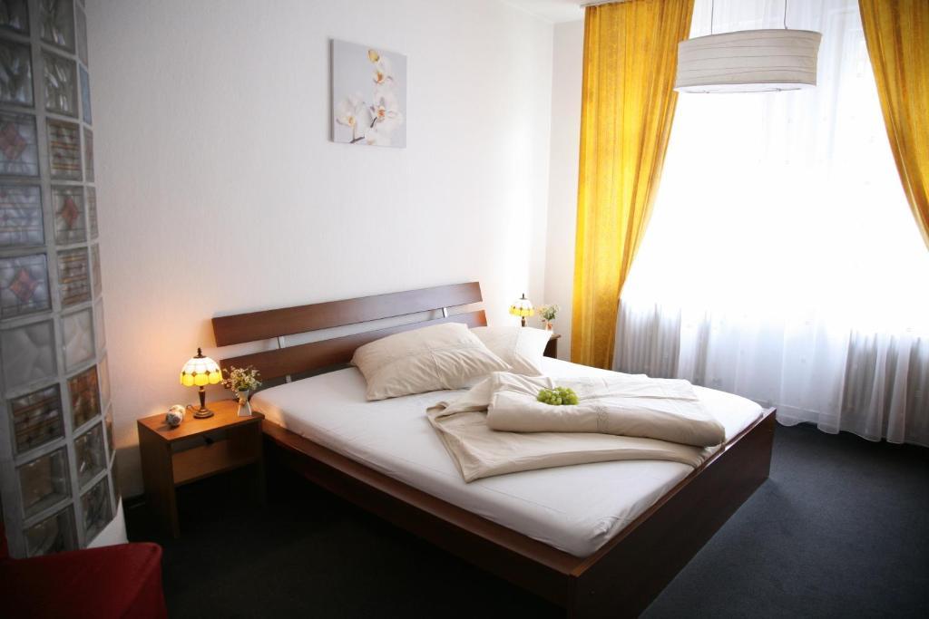 Pension Bolgerini Inn Berlin Exterior foto